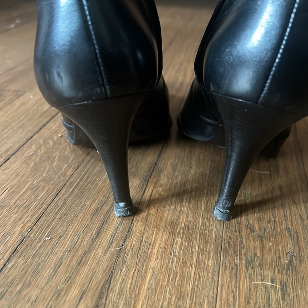 Cole Haan Booties Size 10 - Picture 7 of 8